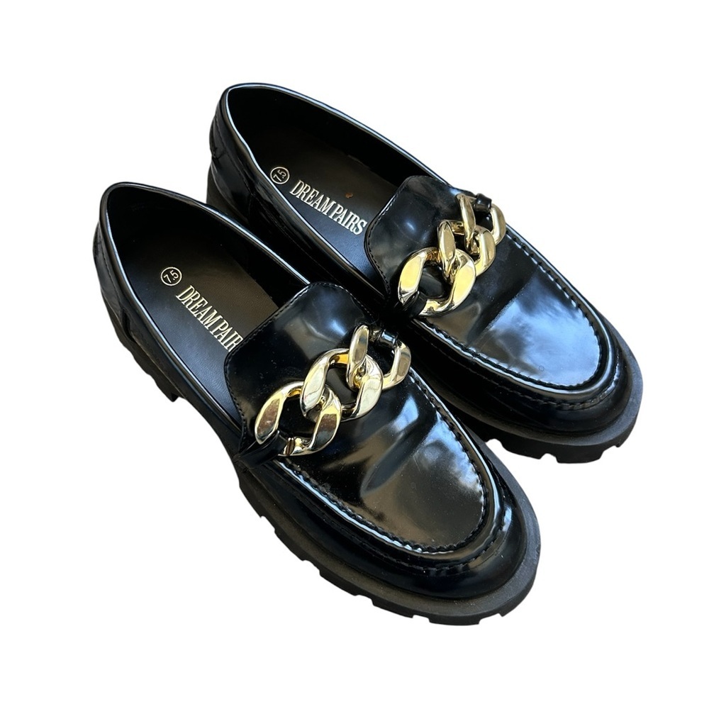 Dream Pairs Patent Chunky Loafers with Gold Chain size 7.5